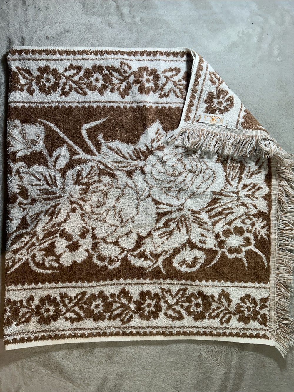 Cannon 22x42 Brown & White Floral Textured Fringed Cotton Towel Vintage